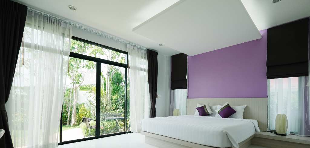 color de cortinas para habitaciones grandes y pequeñas
