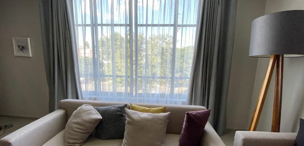 cortinas modernas y elegantes exclusivas de Meya Design