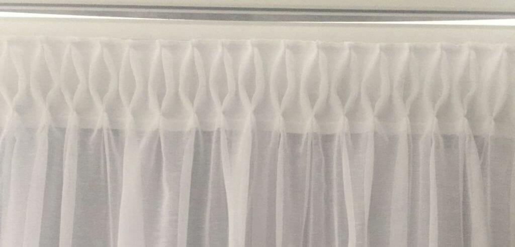 Cortinas blancas: elegancia aérea y luminosidad para embellecer tu hog