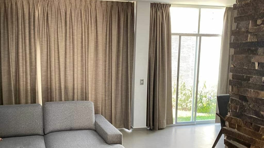 Cortinas Enrollables Para Exteriores – Persianas Bellavista