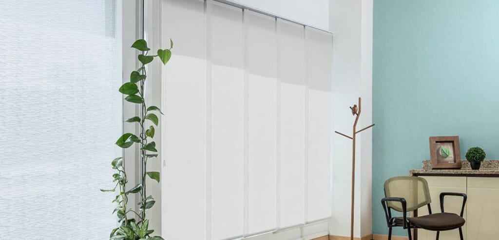 decoración de puertas con cortinas panel japonés